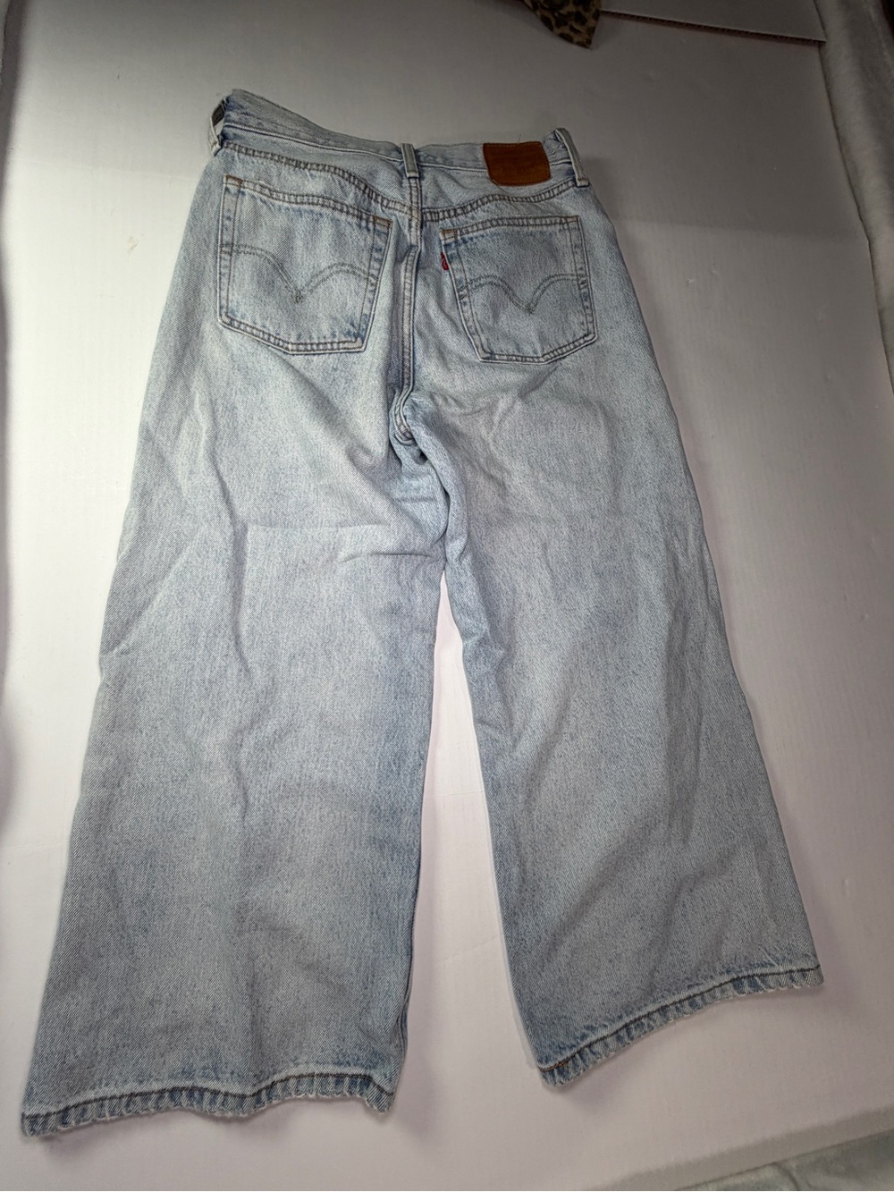 Levi's Women's Light Blue Wide Leg Jeans - Picture 6 of 12